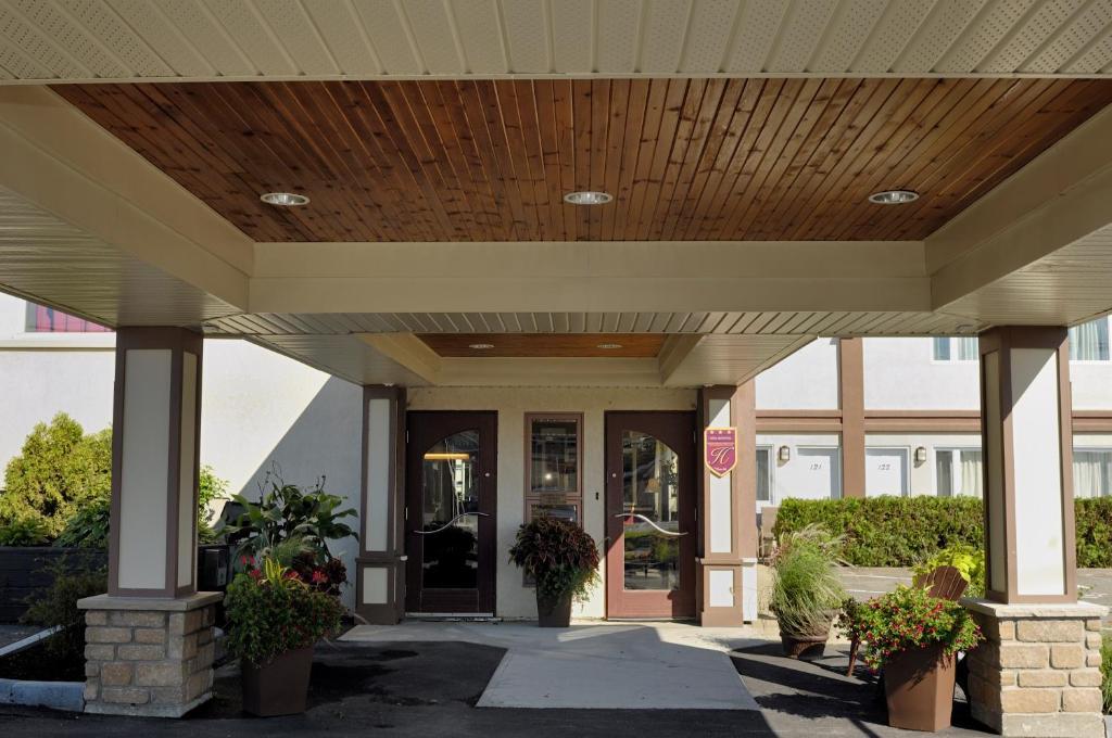 Hotel Centre-Ville Montmagny Exterior photo